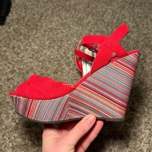 Adorable Charming Charlies Red Peep-Toe Wedge